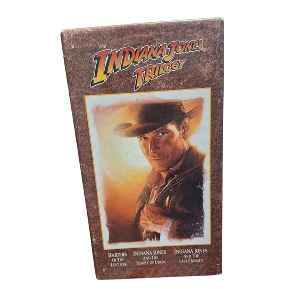 Indiana Jones Trilogy Collector’s Edition 3-Tape VHS Set - Tested - Raiders, Tem - Picture 3 of 7